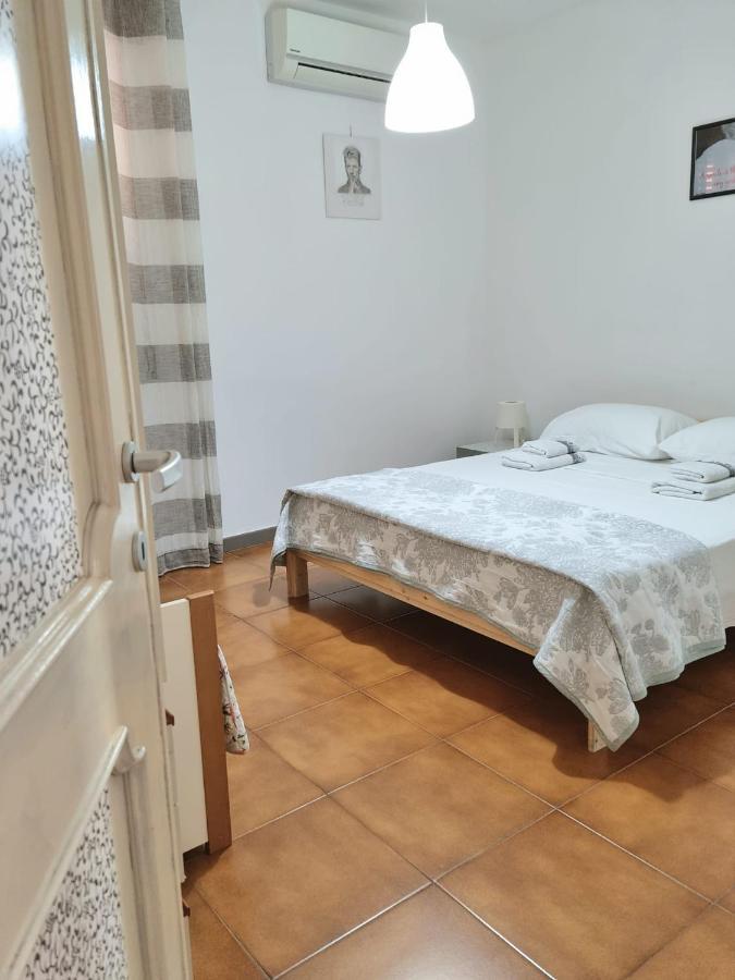 Home Of Fame - Home Gallery With Fully Equipped Kitchen, Separate Entrance, Free Parking Olbia Eksteriør billede