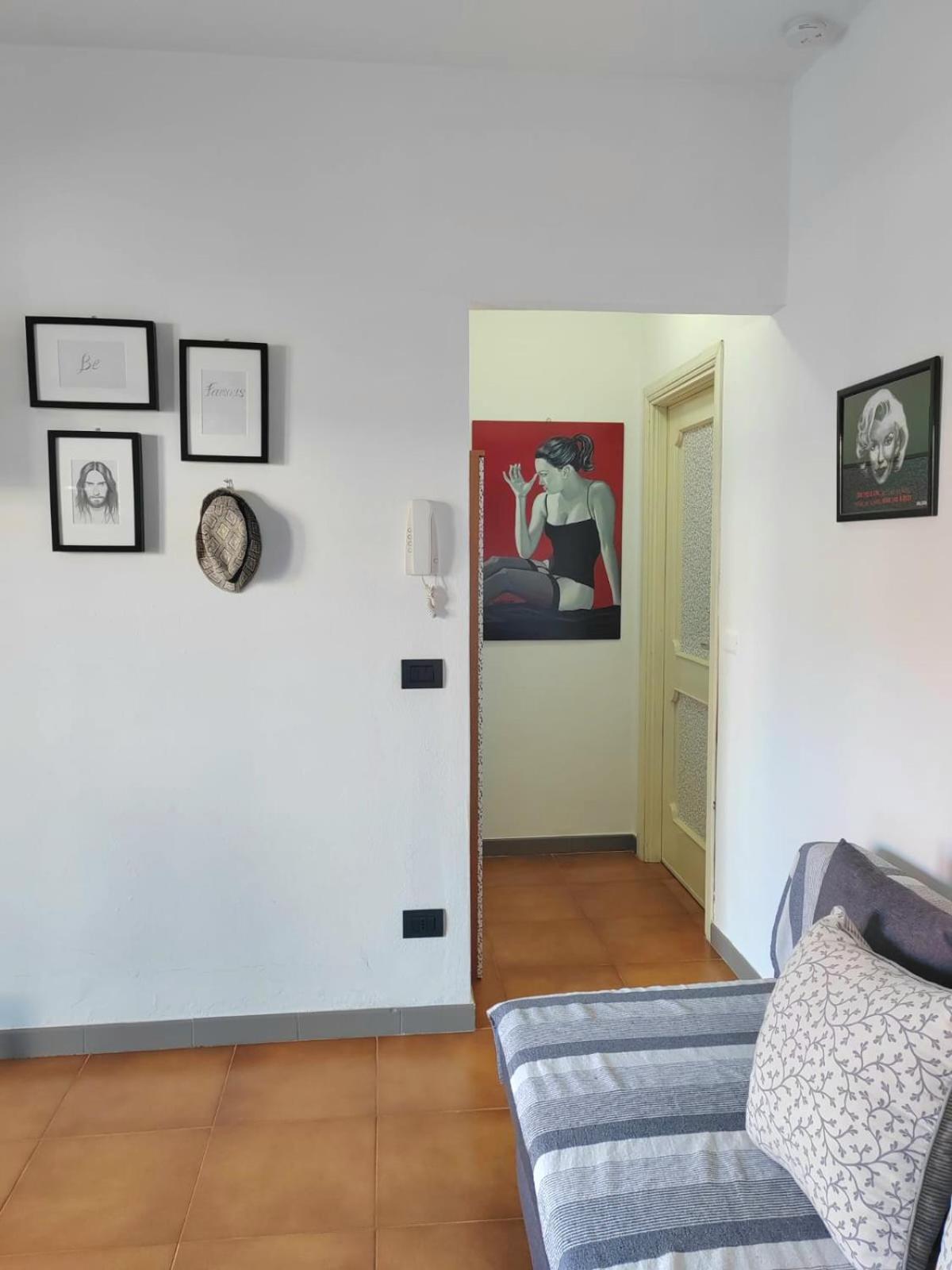 Home Of Fame - Home Gallery With Fully Equipped Kitchen, Separate Entrance, Free Parking Olbia Eksteriør billede